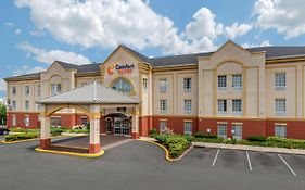 Comfort Suites Newark Airport